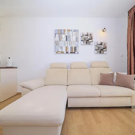 Apartments Lace Novalja Exterior photo